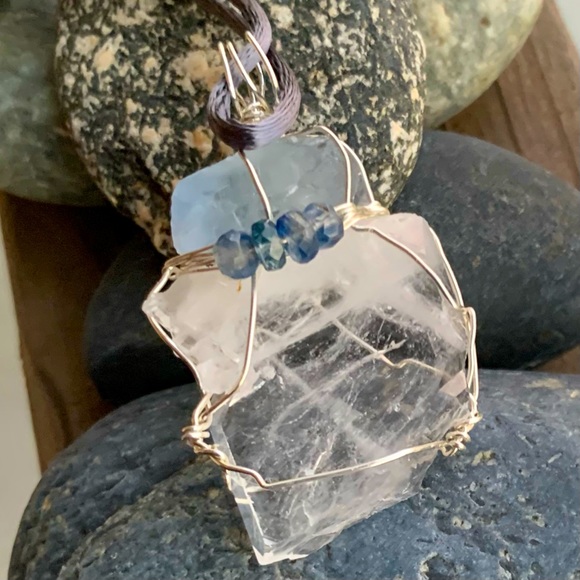 Blue Fluorite, Faden Quartz & Kyanite Bead Necklace - Picture 1 of 14